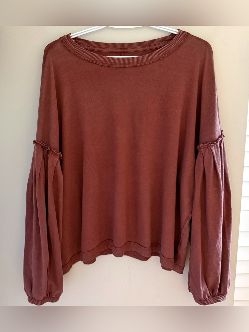 Aerie Slouchy Balloon Sleeve T-Shirt L
